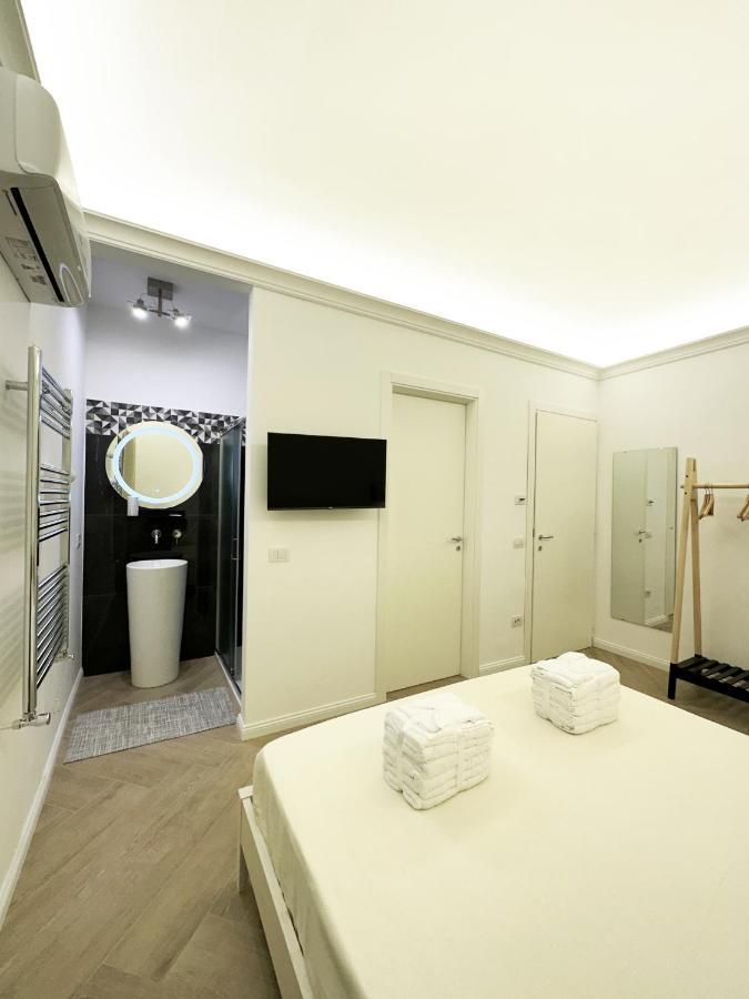 Vicki Vomero Rooms - Napoli المظهر الخارجي الصورة