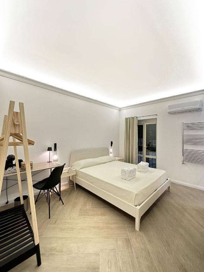 Vicki Vomero Rooms - Napoli المظهر الخارجي الصورة